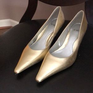 Gold kitten heel pumps